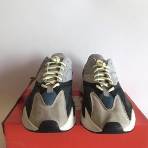 Giày Thể Thao 2hand Hiệu Adidas
