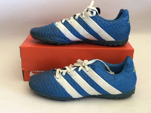 Giày Đá Bóng 2hand Hiệu Adidas