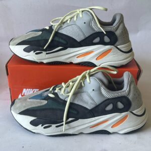 Giày Thể Thao 2hand Hiệu Adidas