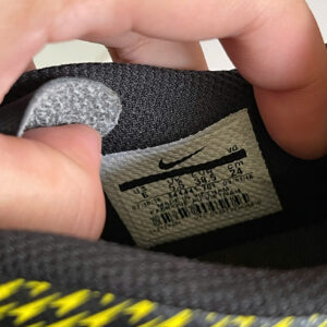 Giày Đá Banh 2hand Hiệu Nike
