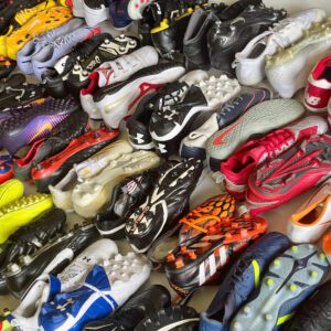 Sỉ Giày Đá Banh 100 Đôi Loại 2