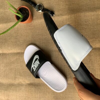 dép Nike cần được thực hiện một cách cẩn thận để tránh làm hỏng