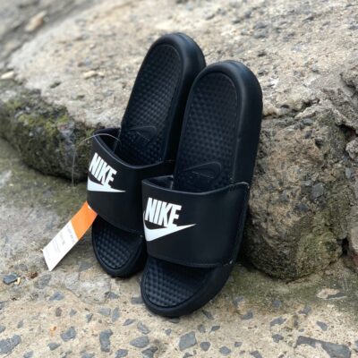 dép Nike tại Việt Nam vẫn đối mặt với nhiều thách thức