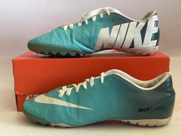 Giày Bóng Đá 2hand Hiệu Nike