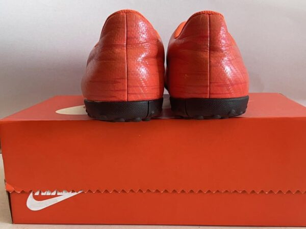 Giày Đá Banh 2hand Hiệu Adidas