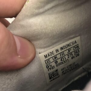 Giày Đá Banh 2hand Hiệu Adidas
