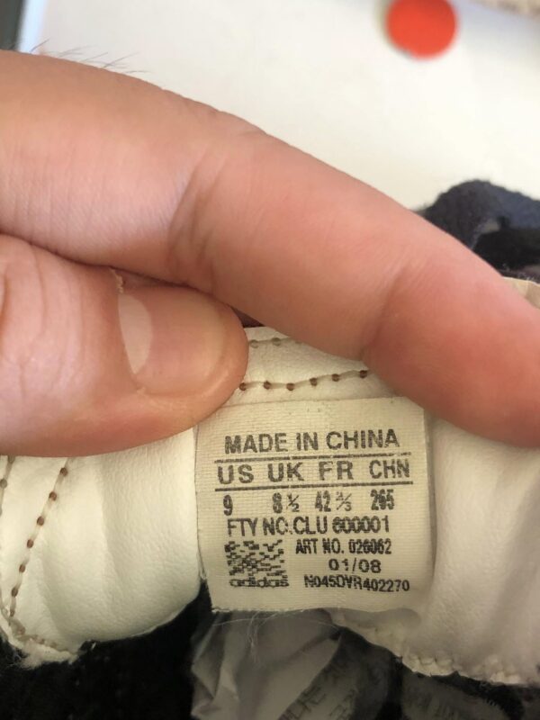 Giày Đá Banh 2hand Hiệu Adidas