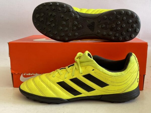 Giày Bóng Đá 2hand Hiệu Adidas