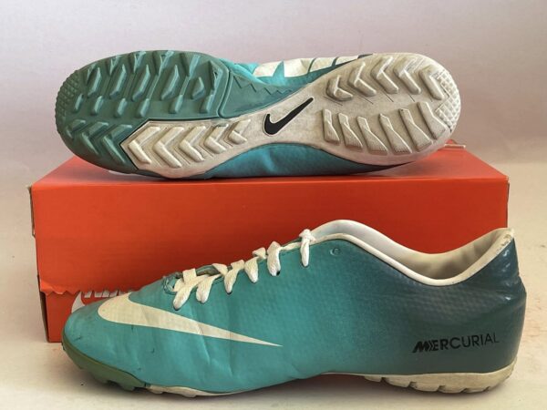 Giày Bóng Đá 2hand Hiệu Nike