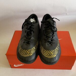 Giày Đá Banh 2hand