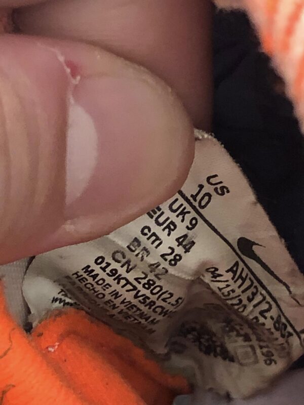 Giày Đá Banh 2hand Hiệu Nike