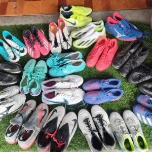 Sỉ Giày Đá Banh Loại Vip