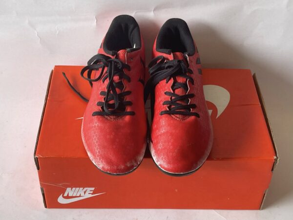 Giày Đá Banh 2hand Hiệu Adidas