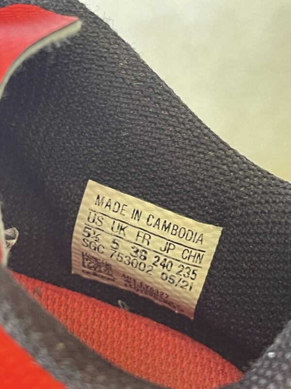 Giày Đá Banh 2hand Hiệu Adidas
