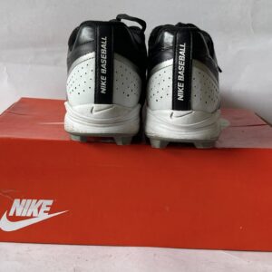 Giày Đá Banh 2hand Hiệu Nike