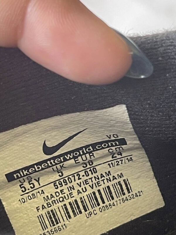 Giày Đá Banh 2hand Hiệu Nike