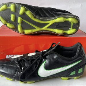 Giày Đá Banh 2hand Hiệu Nike