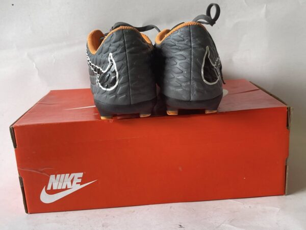 Giày Đá Banh 2hand Hiệu Nike