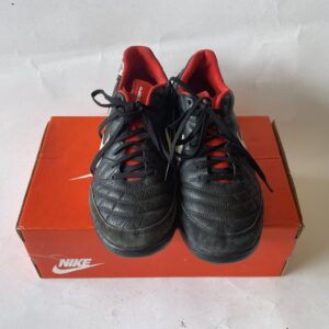 Giày Đá Banh 2hand Hiệu Nike