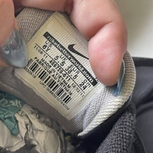 Giày Đá Banh 2hand Hiệu Nike