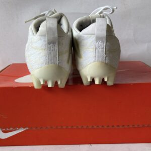 Giày Đá Banh 2hand Hiệu NB