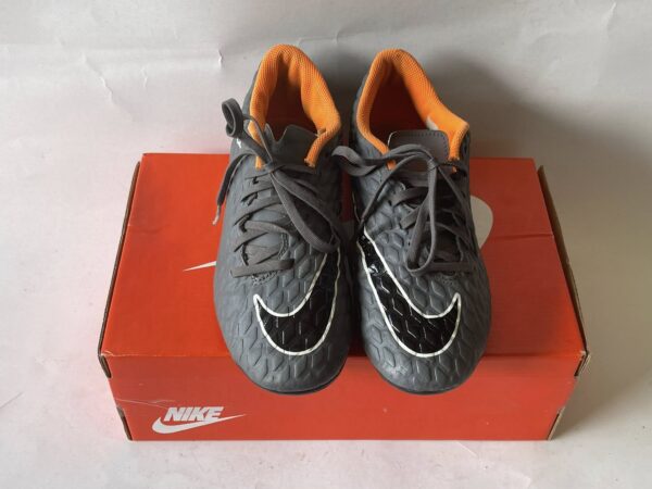 Giày Đá Banh 2hand Hiệu Nike
