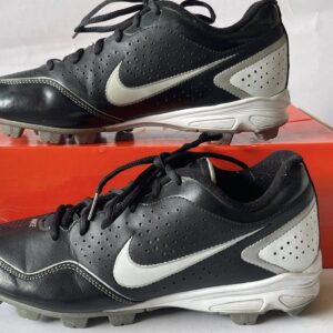 Giày Đá Banh 2hand Hiệu Nike