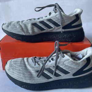 Giày Thể Thao Chạy Bộ Adidas