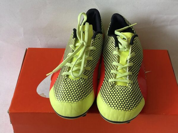 Giày Đá Banh 2hand Hiệu Puma