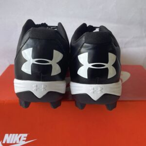 Giày Đá Banh 2hand Hiệu Under Armour