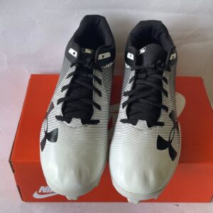 Giày Đá Banh 2hand Hiệu Under Armour