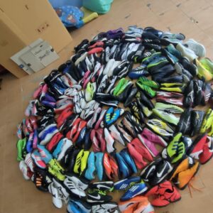 Sỉ Giày Đá Banh Loại Vip