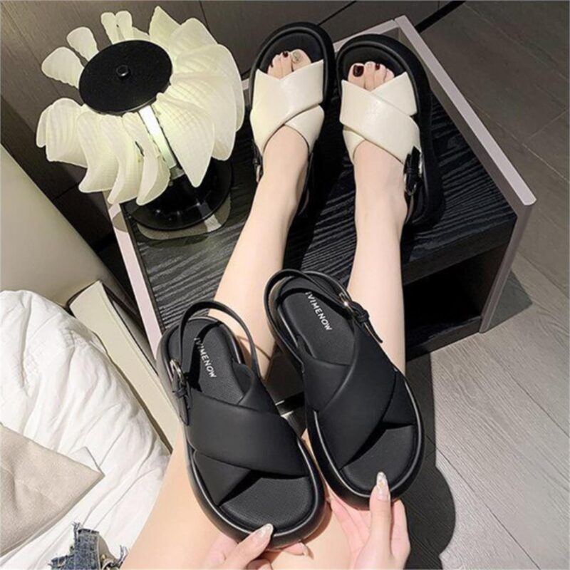 So Sánh Giữa Mua Giày Mới Và Giày 2hand: Đâu Là Lựa Chọn Khôn Ngoan?