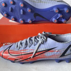 Giày Đá Banh Hiệu Nike