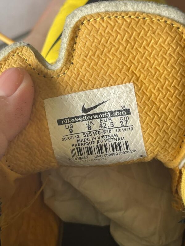 Giày Đá Banh 2hand Hiệu Nike