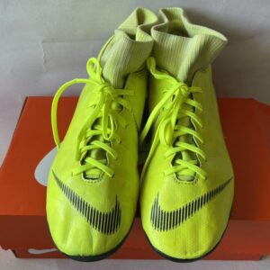 Giày Đá Banh 2hand Hiệu Nike