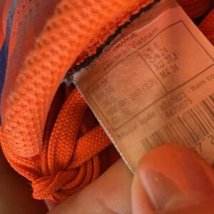 Giày Đá Banh 2hand Hiệu Kipsta