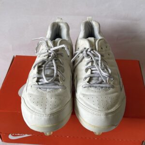 Giày Đá Banh 2hand Hiệu Mizuno