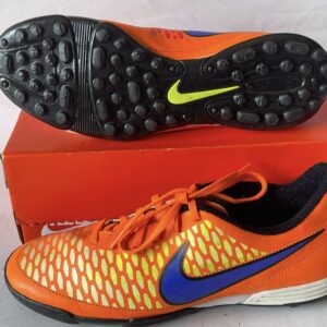 Giày Đá Banh 2hand Hiệu Nike