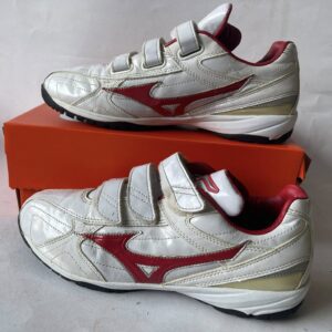 Giày Đá Banh 2hand Hiệu Mizuno