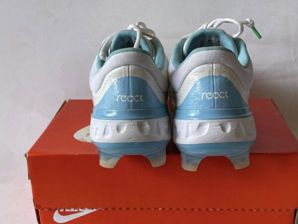 Giày Đá Banh 2hand Hiệu Nike