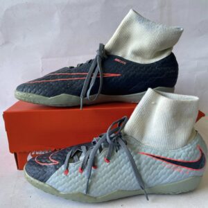Giày Đá Banh 2hand Hiệu Nike