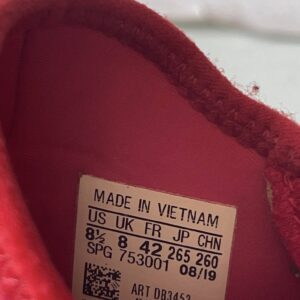 Giày Đá Banh 2hand Hiệu Adidas