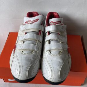 Giày Đá Banh 2hand Hiệu Mizuno