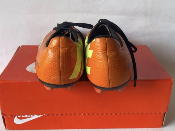 Giày Đá Banh 2hand Hiệu Nike