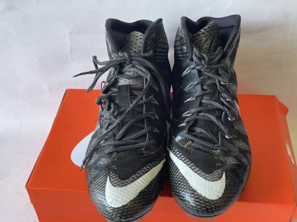 Giày Đá Banh 2hand Hiệu Nike