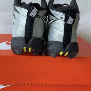 Giày Đá Banh 2hand Hiệu Nike