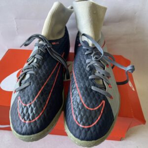 Giày Đá Banh 2hand Hiệu Nike