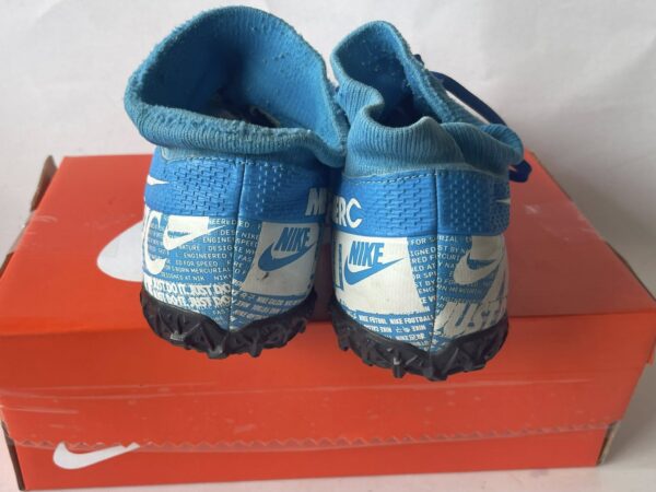 Giày Đá Banh 2hand Hiệu Nike
