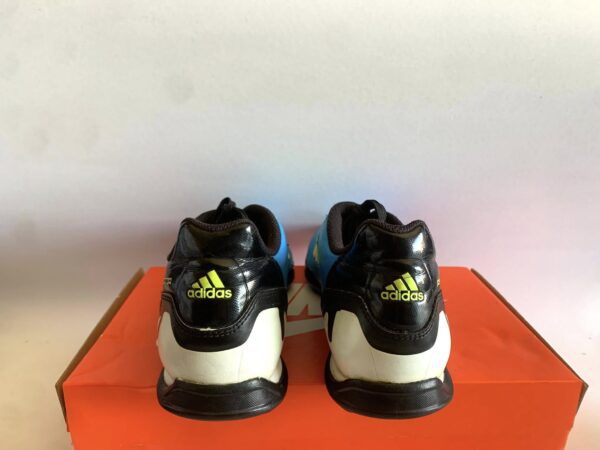 Giày Đá Banh 2hand Hiệu Adidas